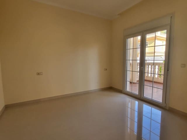 4 bedroom Villa for sale in Cabo Roig, Orihuela - € 910,000 (Ref: 9478479)