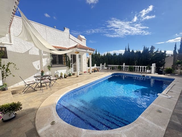 3 makuuhuone Huvila myytävänä paikassa Villamartin, Orihuela - 375 000 € (Ref: 9478481)