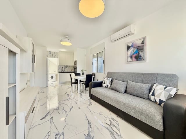 2 quarto Moradia Geminada para venda em Torrevieja com garagem - 177 000 € (Ref: 9478484)