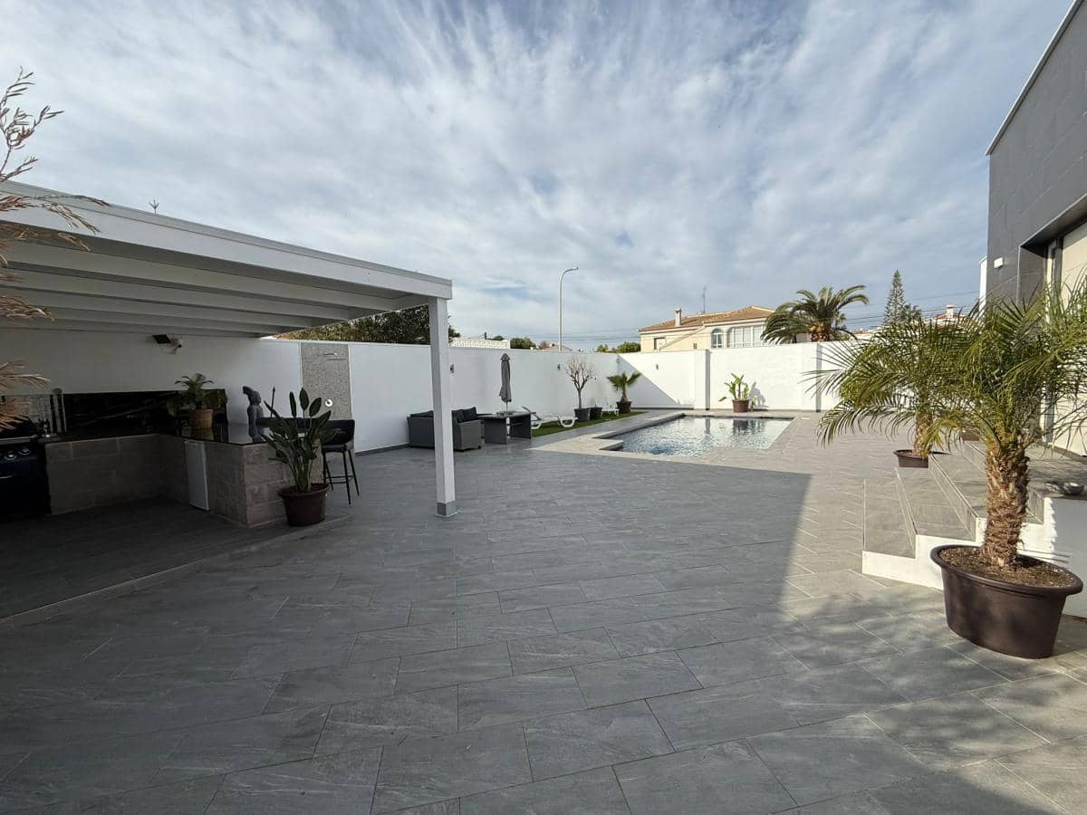 5 camera da letto Villa in vendita in Ciudad Quesada con piscina - 498.000 € (Rif: 9478505)
