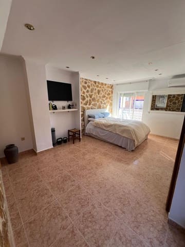 4 bedroom Townhouse for sale in Torre de la Horadada, Pilar de la Horadada - € 238,000 (Ref: 9479417)