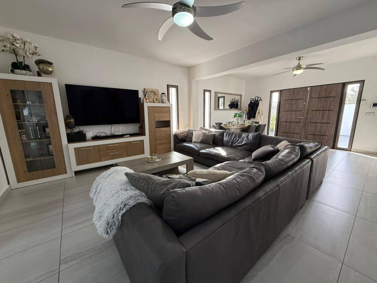 5 bedroom Villa for sale in Ciudad Quesada with pool - € 498,000 (Ref: 9479424)