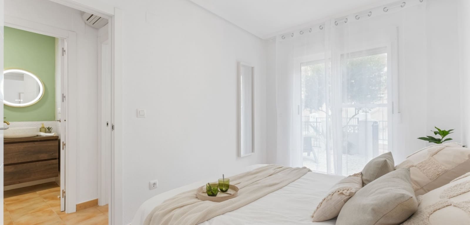 2 bedroom Townhouse for sale in Orihuela Costa with pool - € 197,000 (Ref: 9479436)