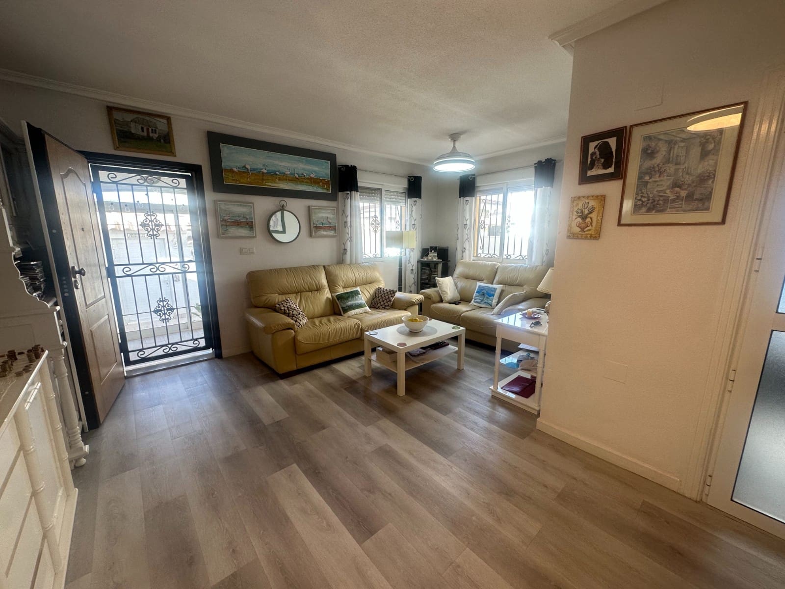 3 bedroom Townhouse for sale in Orihuela - € 180,000 (Ref: 9497952)