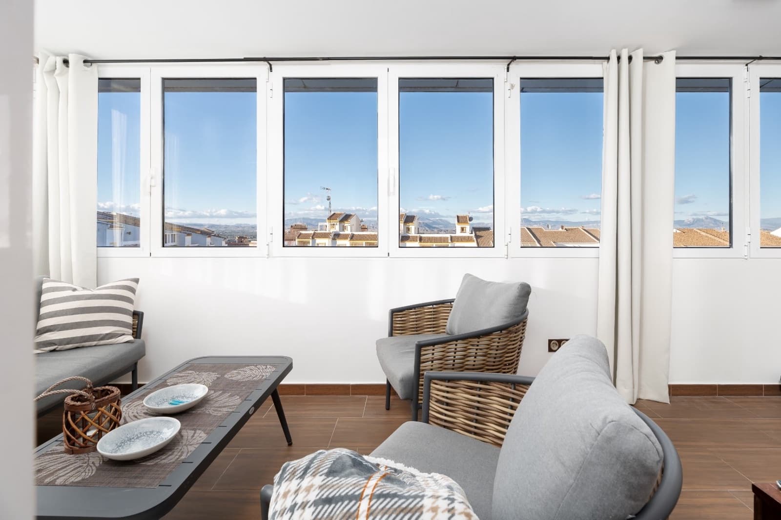 2 bedroom Apartment for sale in Gran Alacant with pool garage - € 184,800 (Ref: 9497970)