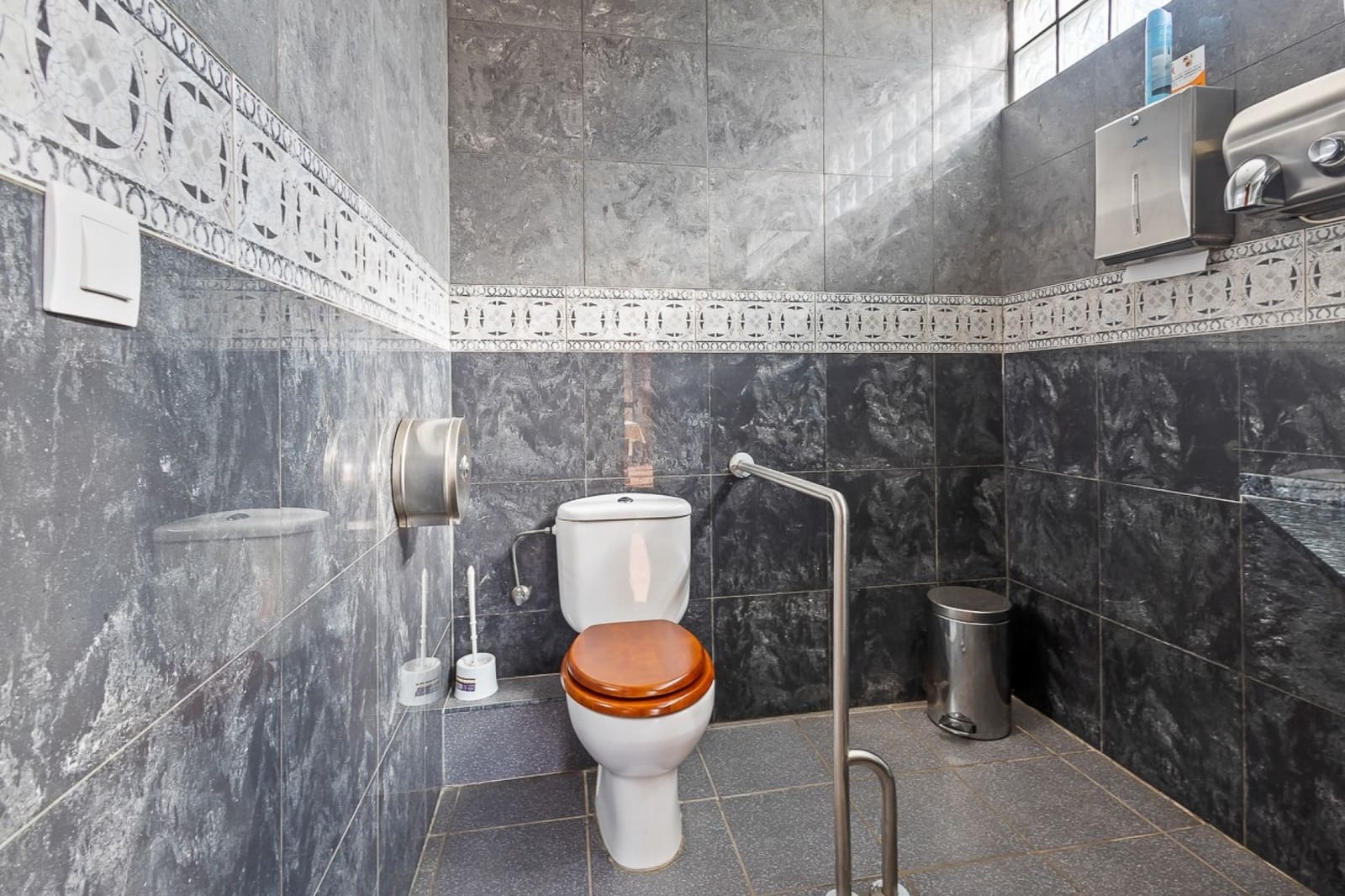 1 quarto Comercial para venda em Los Dolses - 269 000 € (Ref: 9519599)