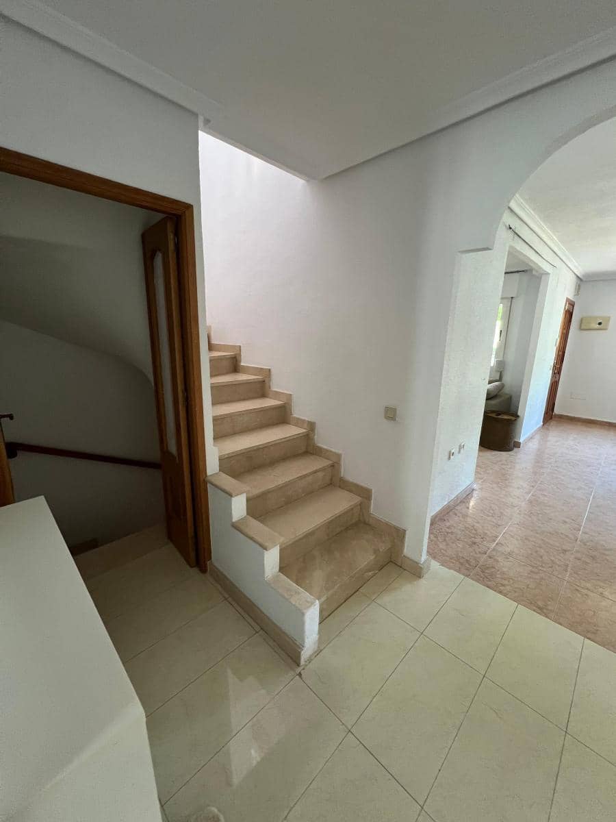 4 soverom Hus til salgs i Torre de la Horadada - € 238 000 (Ref: 9557276)