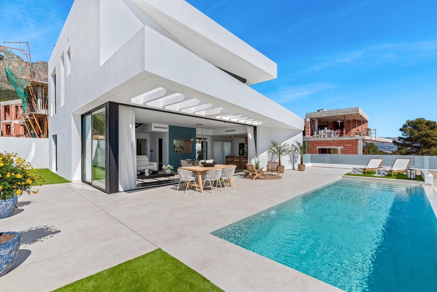 4 Zimmer Villa zu verkaufen in Polop mit Pool Garage - 725.000 € (Ref: 9563232)