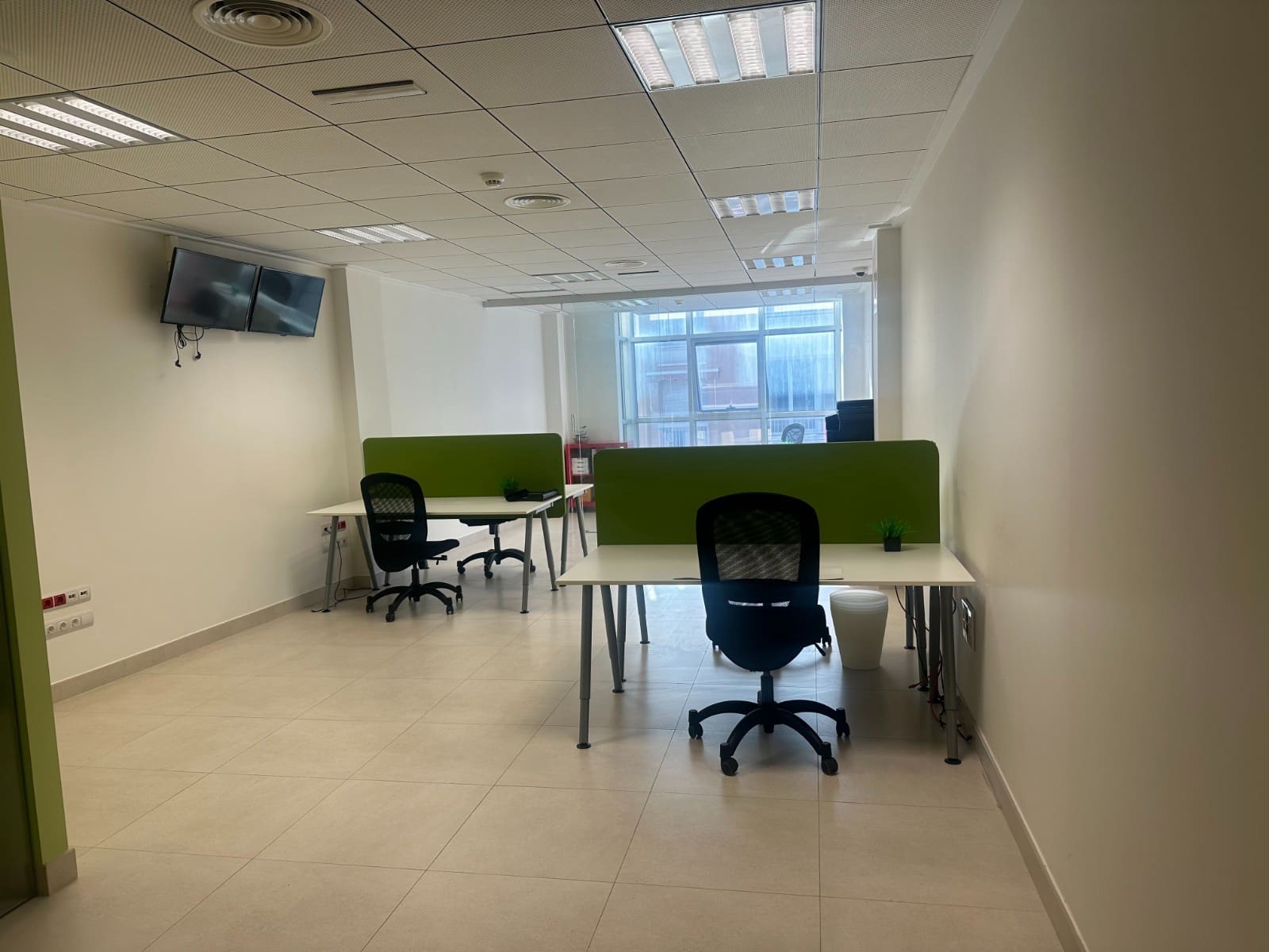 Commercial for sale in San Pedro del Pinatar - € 70,000 (Ref: 9563529)