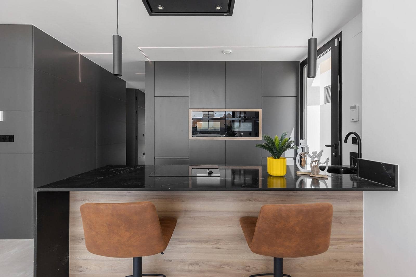 Chalet de 3 habitaciones en Los Balcones en venta con piscina - 700.000 € (Ref: 9572873)