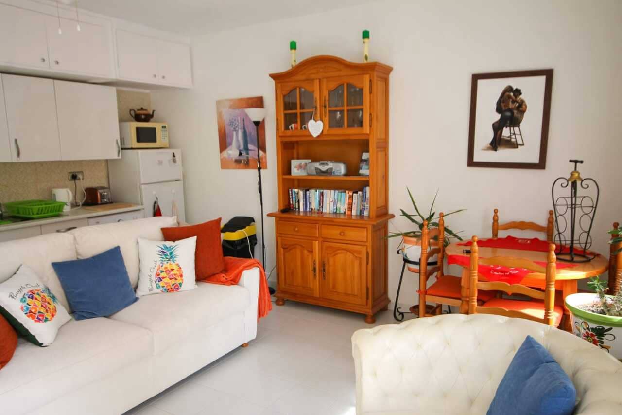 1 bedroom Apartment for sale in Villamartin with pool - € 115,000 (Ref: 9573188)