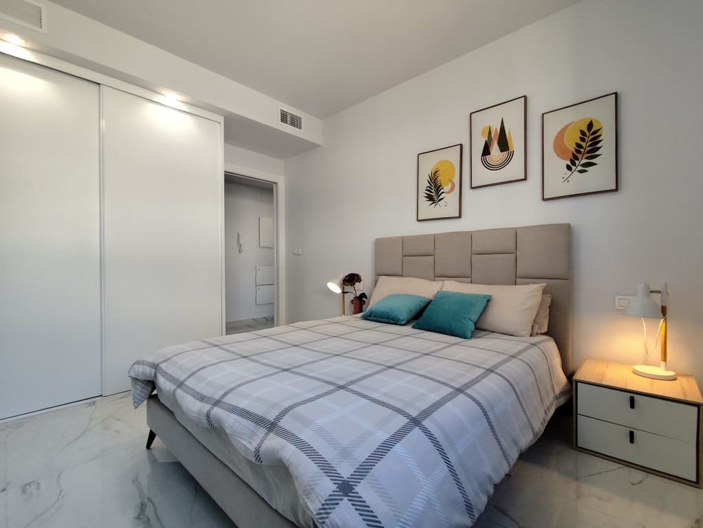 2 quarto Apartamento para venda em Orihuela Costa com piscina - 339 000 € (Ref: 9573191)