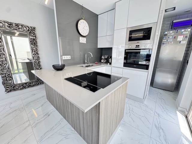 4 quarto Moradia para venda em Villamartin, Orihuela - 450 000 € (Ref: 9573204)