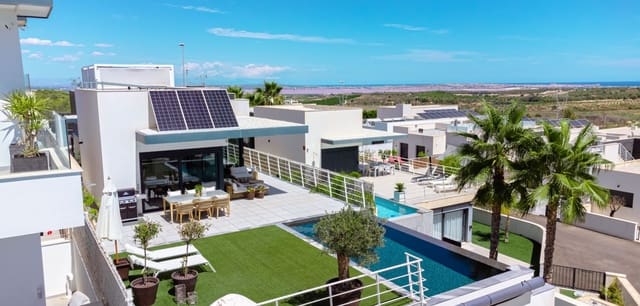 5 sypialnia Willa na sprzedaż w San Miguel de Salinas z basenem garażem - 780 000 € (Ref: 9573277)