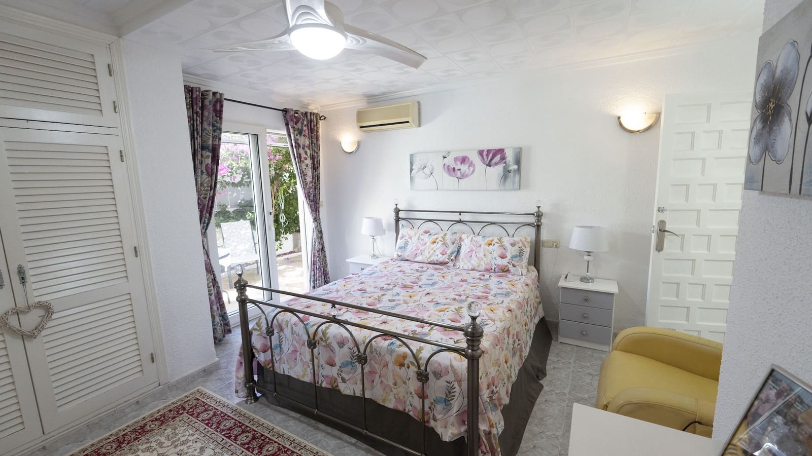 3 soveværelse Villa til salg i Torrevieja med swimmingpool garage - € 335.000 (Ref: 9573280)