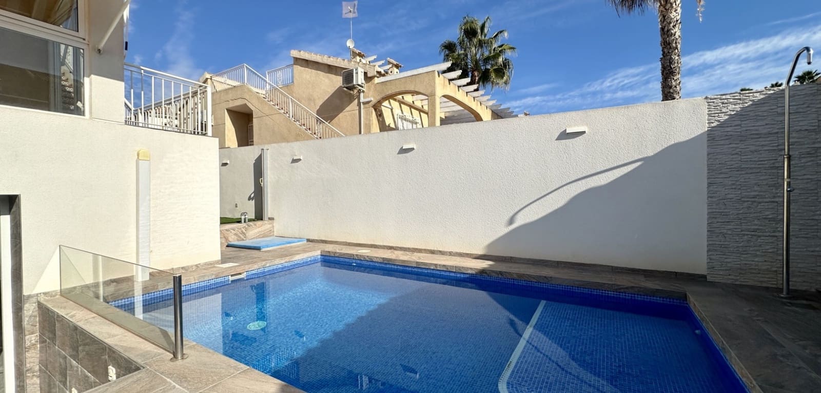 3 quarto Moradia para venda em Orihuela Costa com piscina - 340 000 € (Ref: 9573355)