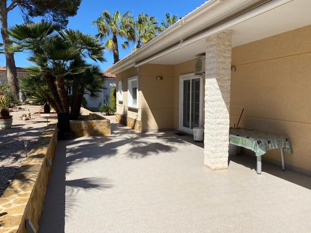 4 quarto Moradia para venda em Villamartin, Orihuela - 550 000 € (Ref: 9577674)