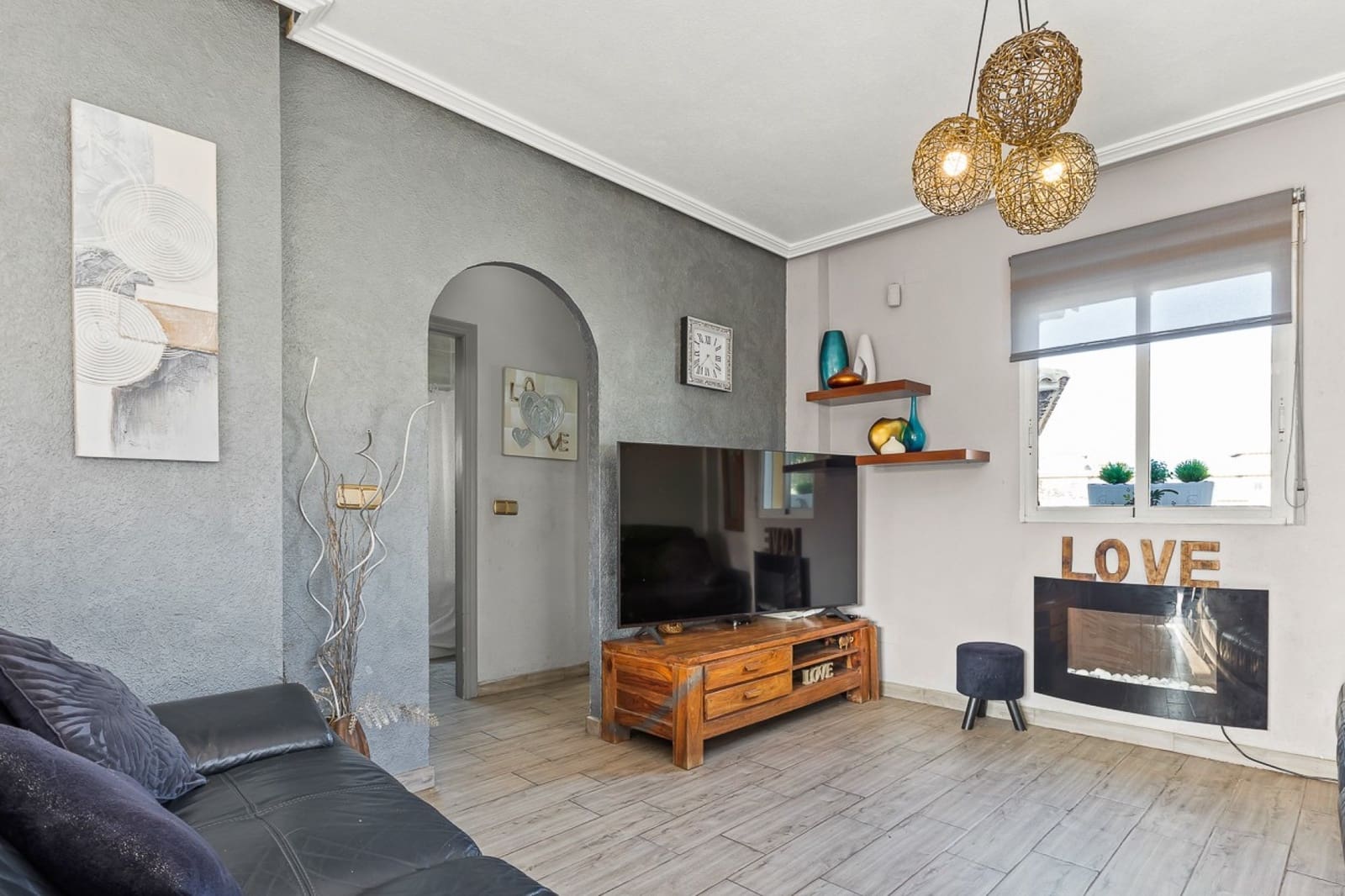 4 makuuhuone Huvila myytävänä paikassa Orihuela Costa mukana uima-altaan - 399 000 € (Ref: 9577687)