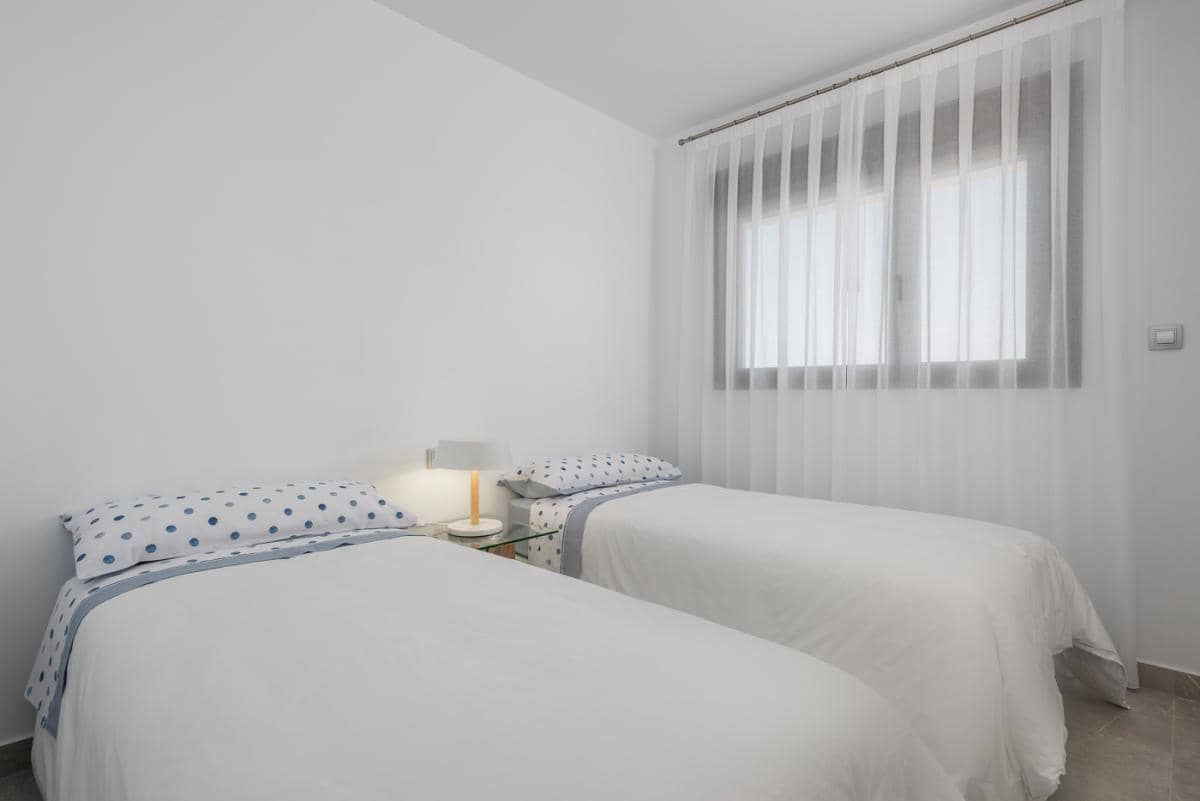 2 soverom Leilighet til salgs i Los Dolses med svømmebasseng - € 339 000 (Ref: 9577813)