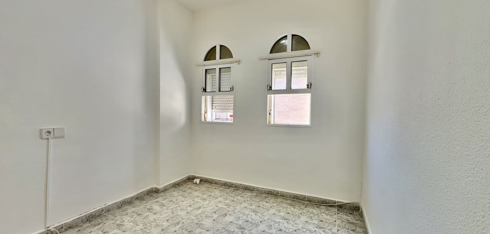 2 sovrum Lägenhet till salu i Orihuela Costa med pool - 139 000 € (Ref: 9577825)