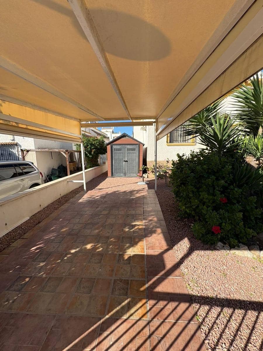 3 bedroom Semi-detached Villa for sale in San Fulgencio with pool garage - € 199,500 (Ref: 9577869)