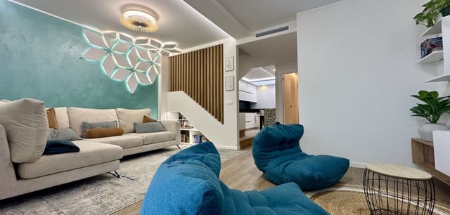 3 slaapkamer Huis te koop in Orihuela Costa, Orihuela met zwembad garage - € 249.000 (Ref: 9577997)