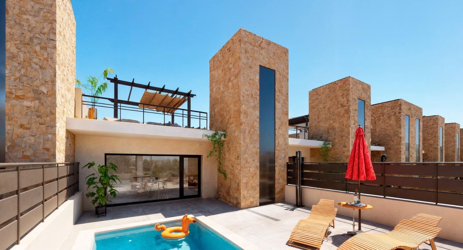 2 bedroom Townhouse for sale in La Pinilla with pool garage - € 199,250 (Ref: 9593425)