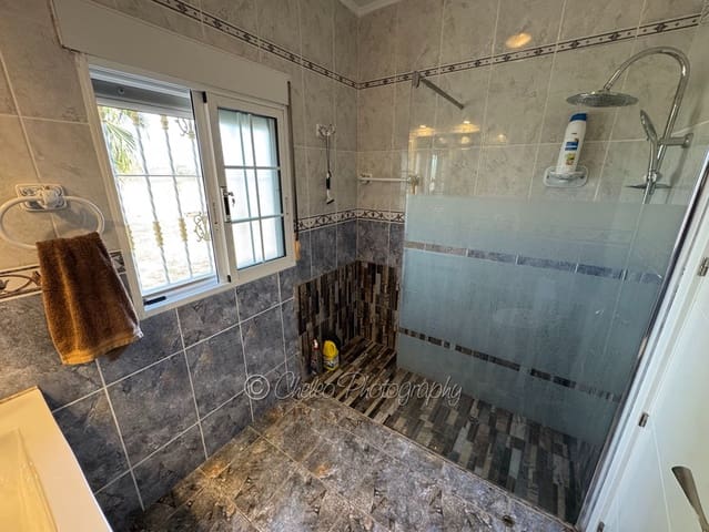 5 soveværelse Villa til salg i Catral - € 399.000 (Ref: 9593457)