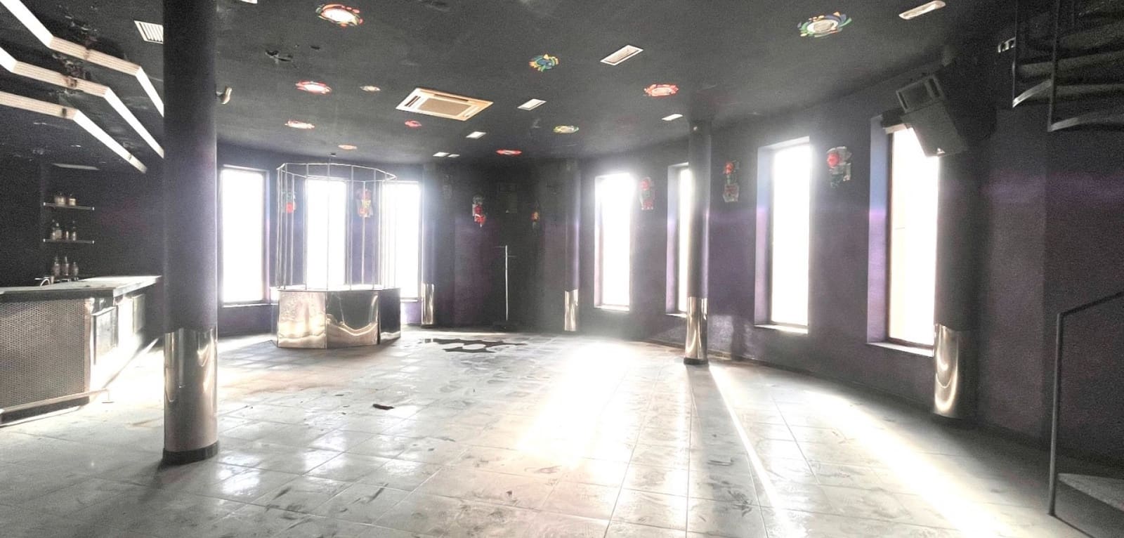 1 slaapkamer Commercieel te koop in Torrevieja - € 430.000 (Ref: 9593612)