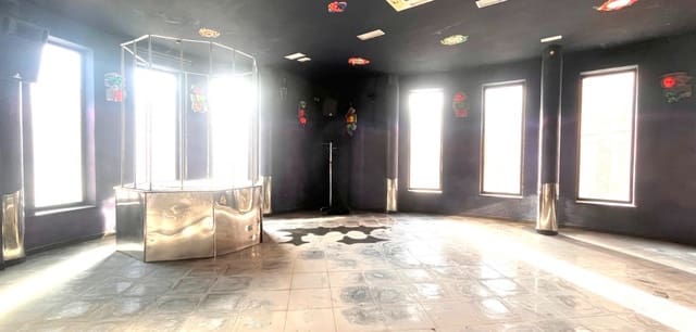 1 sovrum Kommersiell till salu i Torrevieja - 430 000 € (Ref: 9593612)