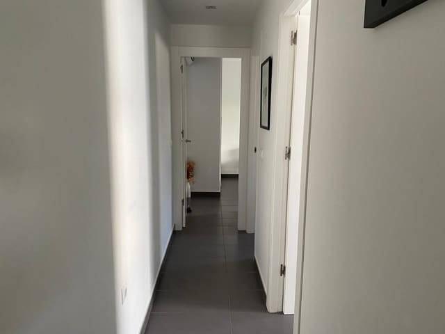 3 soveværelse Villa til salg i Villamartin, Orihuela med swimmingpool - € 339.900 (Ref: 9593742)