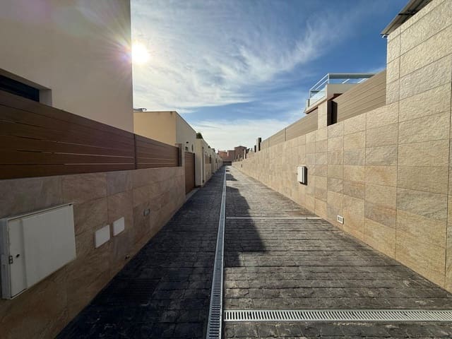 3 quarto Moradia para venda em Los Montesinos - 379 900 € (Ref: 9594008)