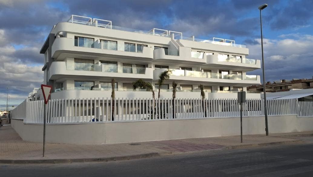 2 chambre Appartement à vendre à Orihuela Costa avec piscine garage - 399 000 € (Ref: 9612064)