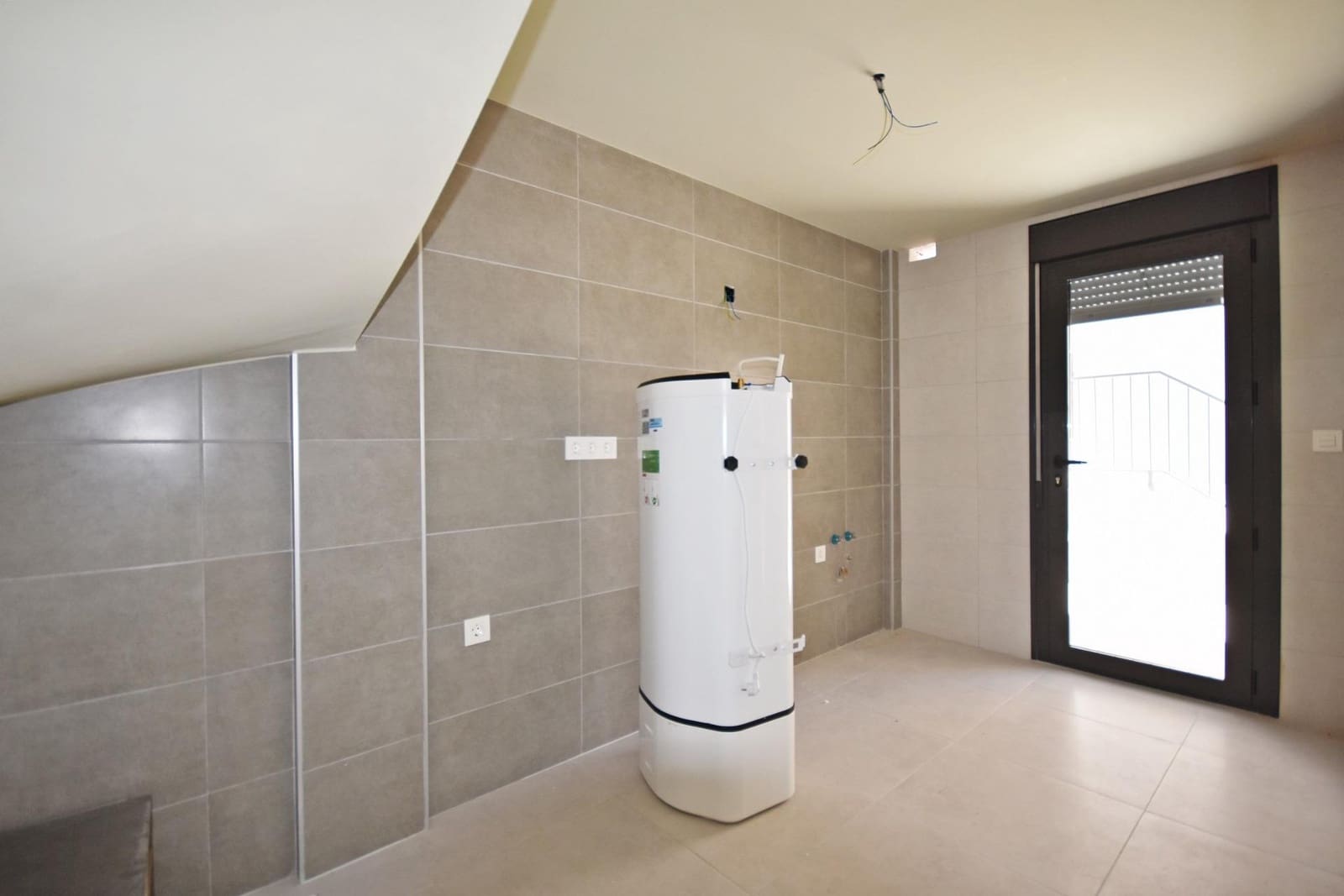 3 sypialnia Willa na sprzedaż w Alamillo z basenem garażem - 294 000 € (Ref: 9612182)