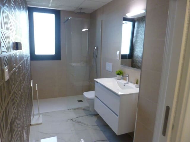 2 bedroom Apartment for sale in Los Altos with pool garage - € 299,995 (Ref: 9612861)