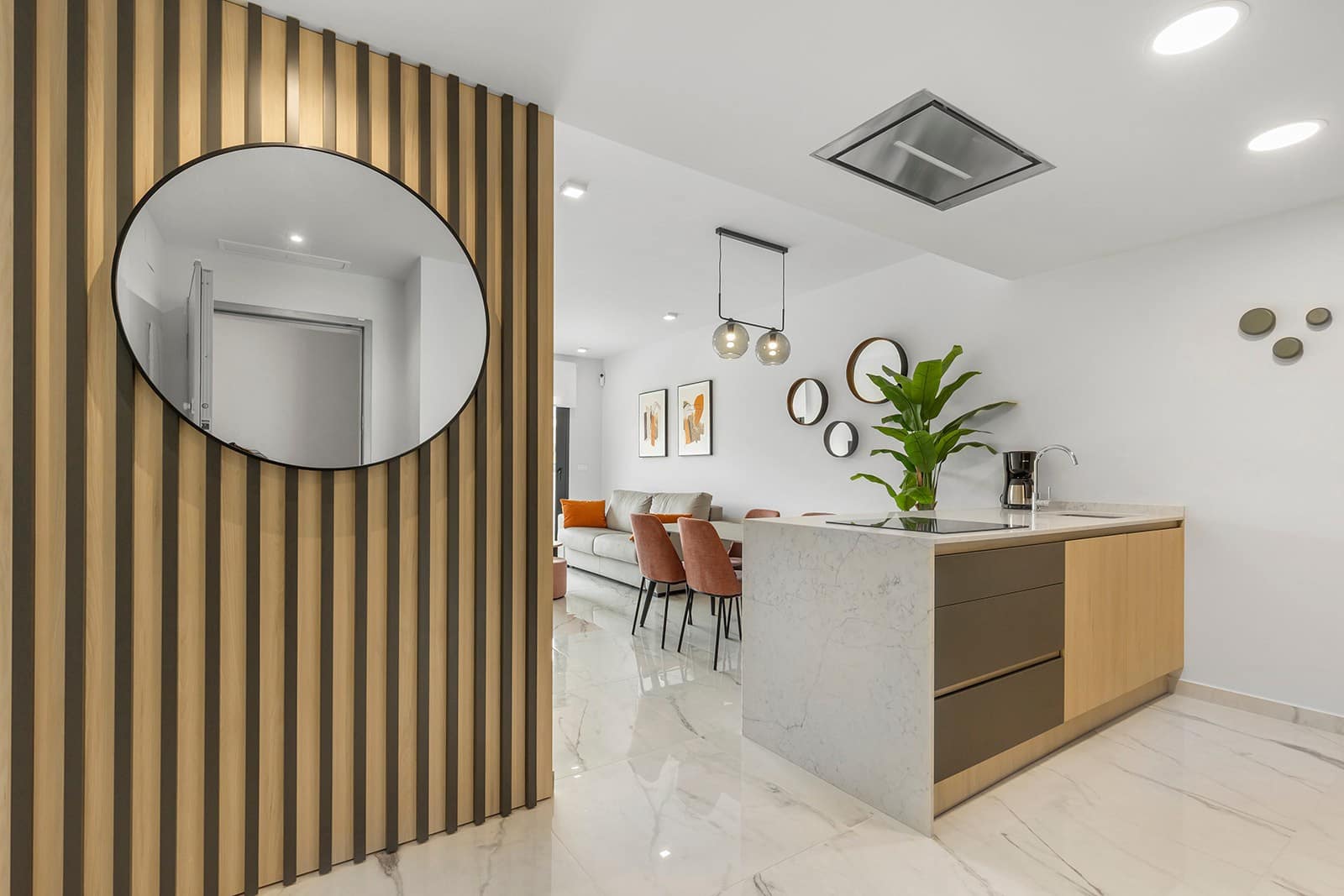 Apartamento de 2 habitaciones en Orihuela Costa en venta con piscina garaje - 324.900 € (Ref: 9612875)