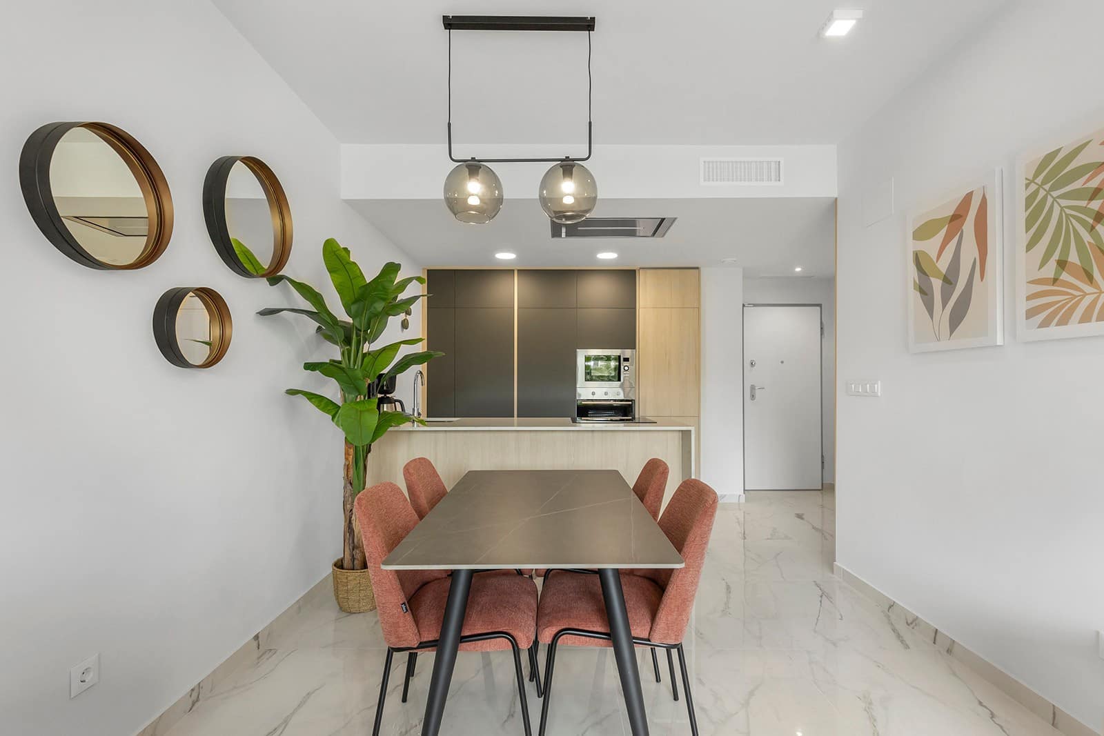 Apartamento de 2 habitaciones en Orihuela Costa en venta con piscina garaje - 324.900 € (Ref: 9612875)