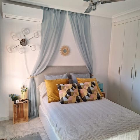 3 soveværelse Villa til salg i San Miguel de Salinas med swimmingpool - € 259.900 (Ref: 9612882)