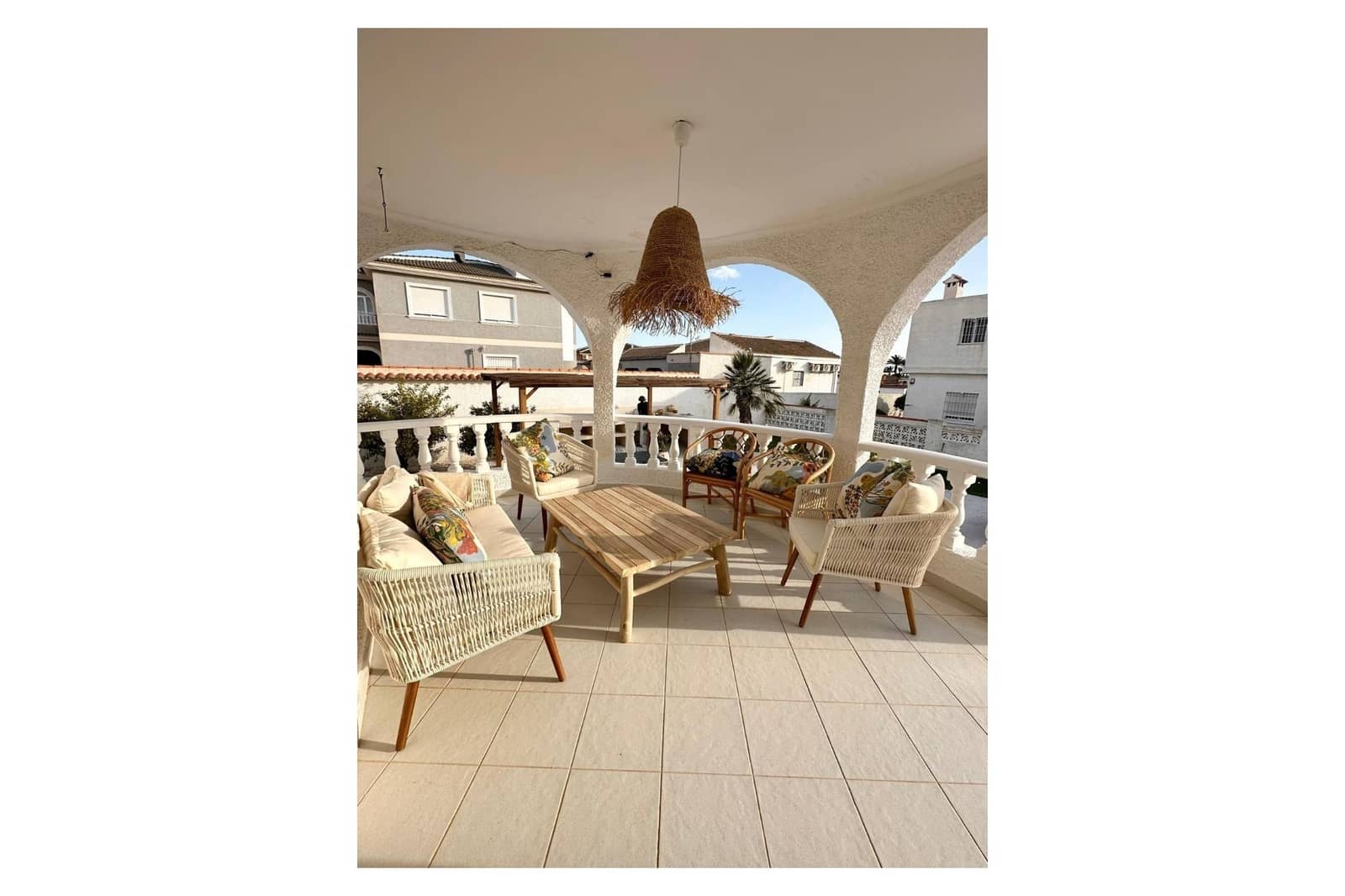 3 quarto Moradia para venda em Torrevieja com piscina garagem - 645 000 € (Ref: 9612929)