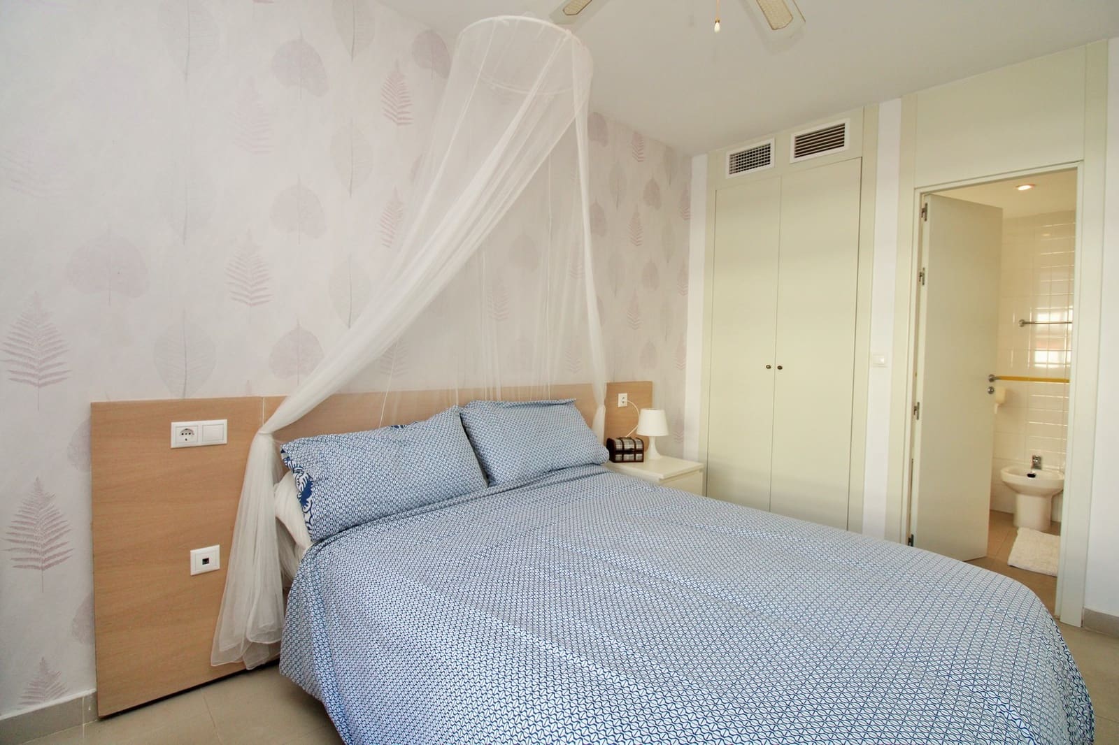 2 bedroom Apartment for sale in Playa Flamenca - € 169,950 (Ref: 9612952)