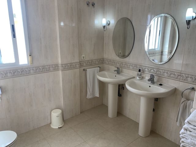 3 bedroom Villa for sale in Montemar, Benissa with pool - € 584,950 (Ref: 9612999)