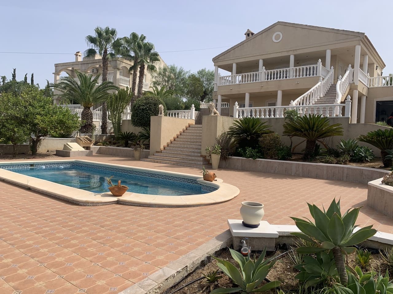 3 bedroom Villa for sale in Montemar with pool - € 584,950 (Ref: 9612999)