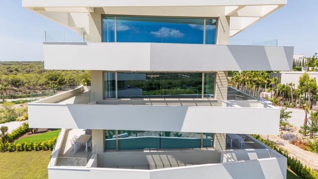 Piso de 3 habitaciones en Orihuela en venta con piscina garaje - 849.000 € (Ref: 9613007)