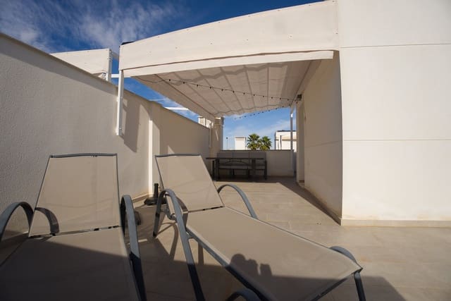 4 bedroom Townhouse for sale in San Pedro del Pinatar with pool garage - € 359,000 (Ref: 9613030)