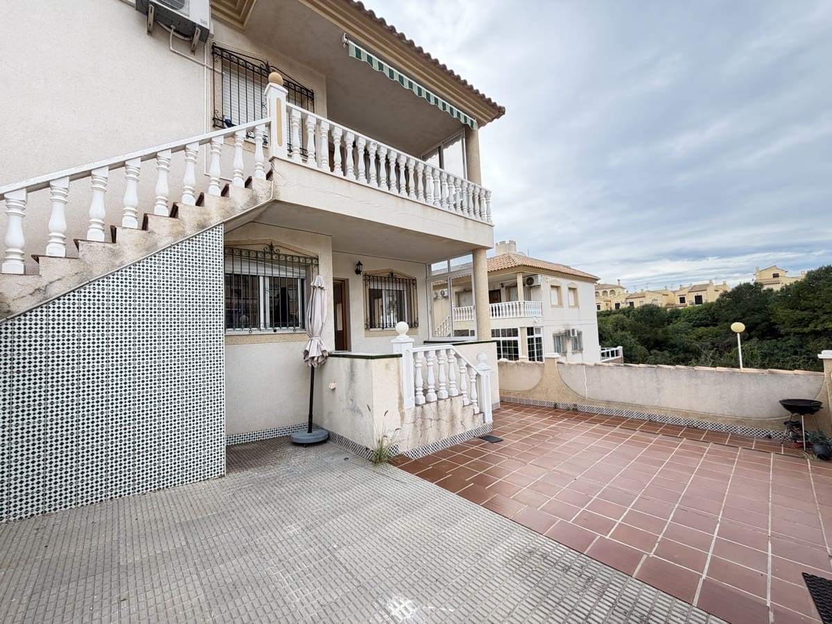 2 sovrum Lägenhet till salu i La Zenia - 165 000 € (Ref: 9613044)