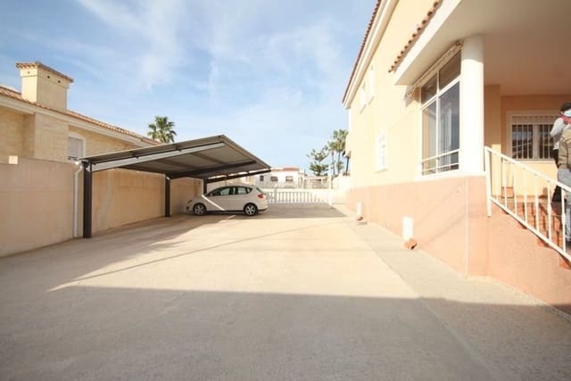 5 chambre Villa/Maison à vendre à Torrevieja - 620 000 € (Ref: 9655167)