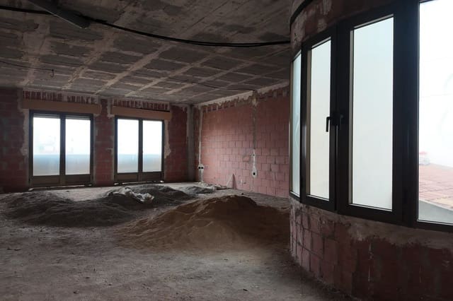 Local Comercial de 4 habitaciones en San Vicente / Sant Vicent del Raspeig en venta con garaje - 470.000 € (Ref: 9655185)