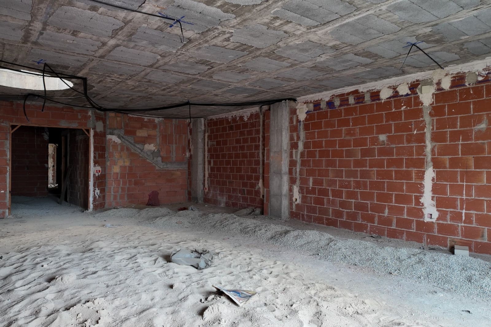 Local Comercial de 4 habitaciones en San Vicente / Sant Vicent del Raspeig en venta con garaje - 470.000 € (Ref: 9655185)