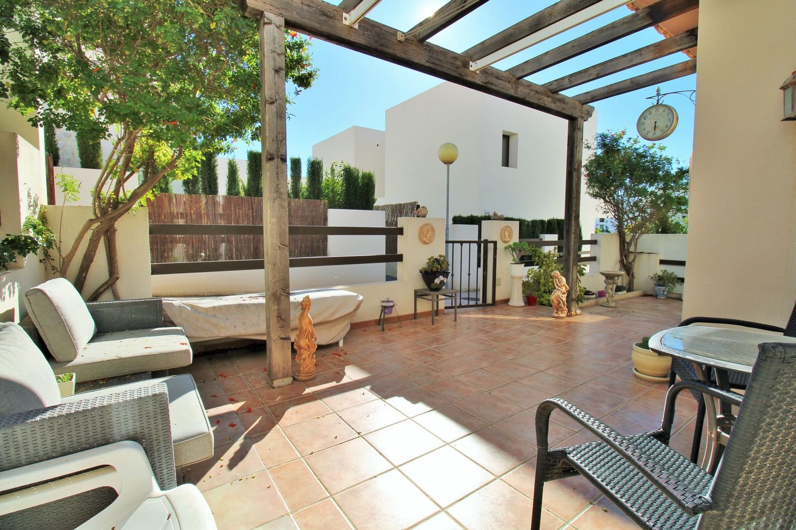 2 bedroom Villa for sale in Villamartin - € 259,000 (Ref: 9655261)