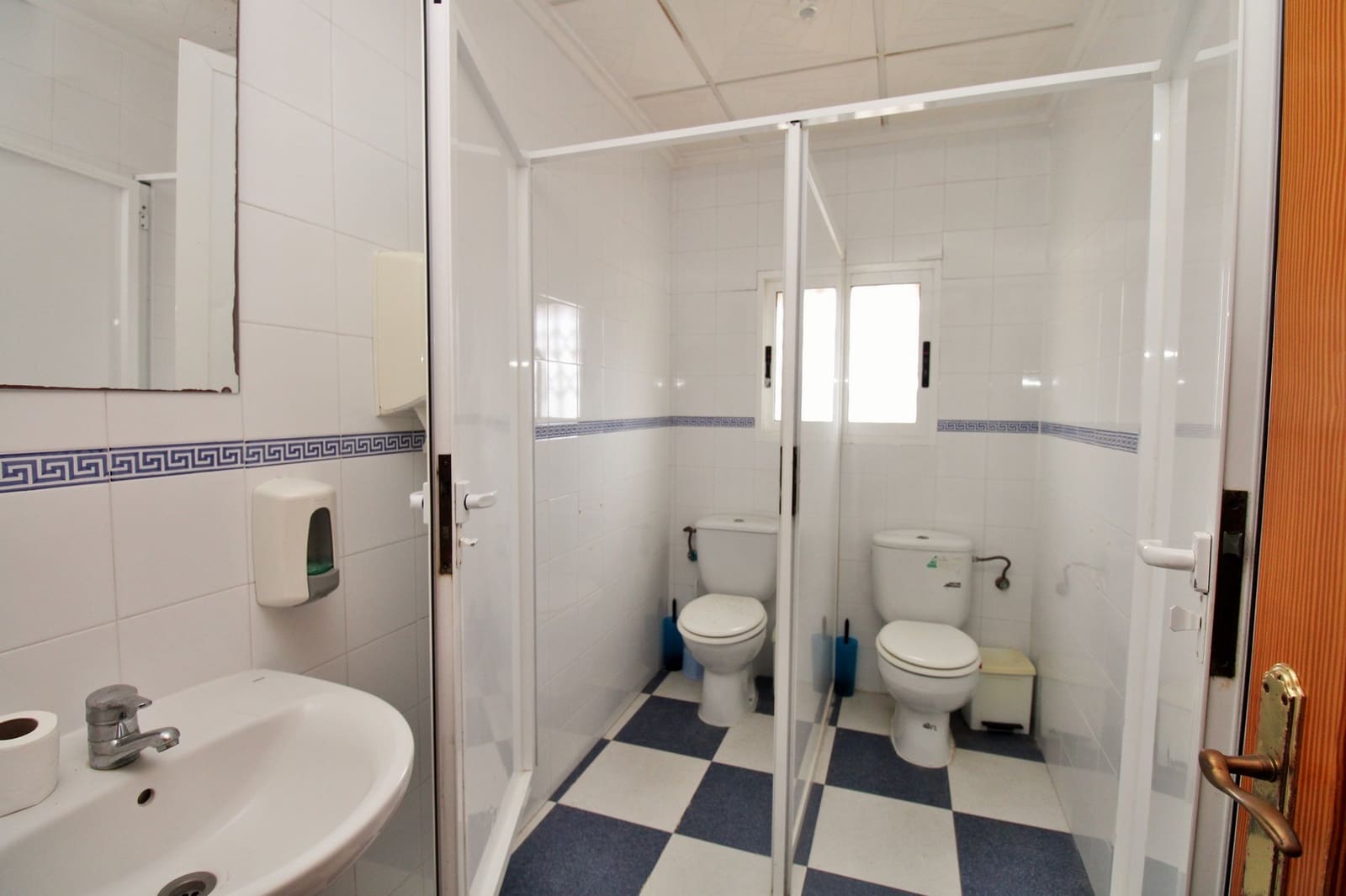 3 chambre Local Commercial à vendre à Villamartin - 374 900 € (Ref: 9655265)